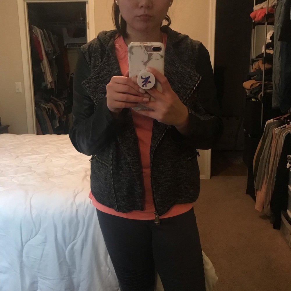 Express Jacket - Picture 3 of 4